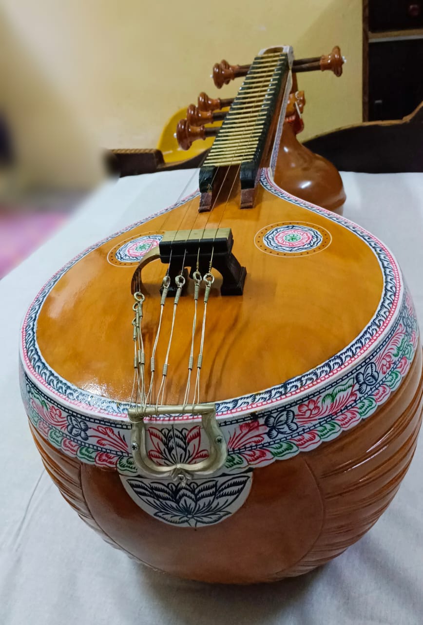 s (9) Saraswati Veena Wooden handmade Traditional Saraswati Indian Veena Professional String Instrument For Professional Player and Beginners - Image 1