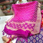 Bandhej semi garget silk dupatta